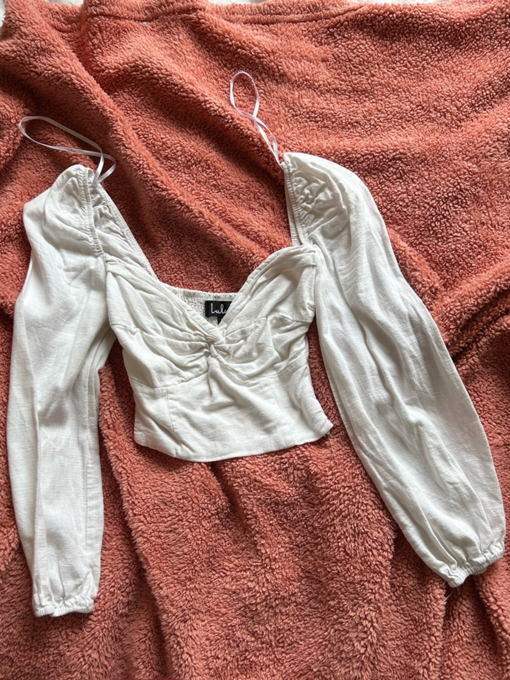 Lulu's Ivory Ruched Sweetheart Long Sleeve Crop Top
